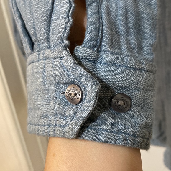 2/$40 M Petite Woolrich Chambray Pockets Epaulettes Button Shirt Lt Blue Medium - Picture 8 of 10